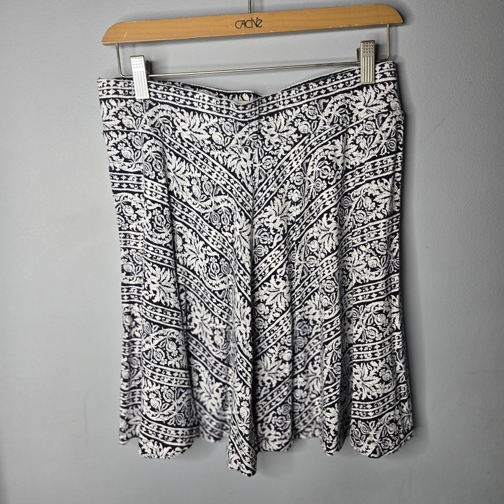 Ann Taylor LOFT Skirt Medium Black White Damask Print Flared A-Line Career Chic
